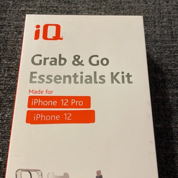 iQ Grab & Go essentials kit for iPhone 12’s - Picture 3 of 6